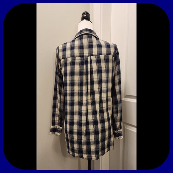 CALIFORNIA MOONRISE || Collared Relaxed Fit Pullover Top (SIZE M) - Picture 4 of 10